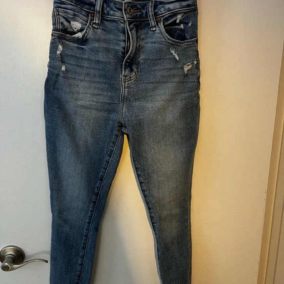 Abercrombie & Fitch The Super Skinny Ankle High Rise Curve Love - Picture 2 of 4